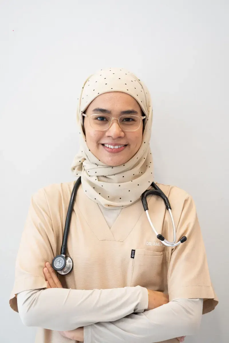 Portrait of Dr. Amierah Binti Zulkifly, General Practitioner at UNI Klinik Bandar Sunway