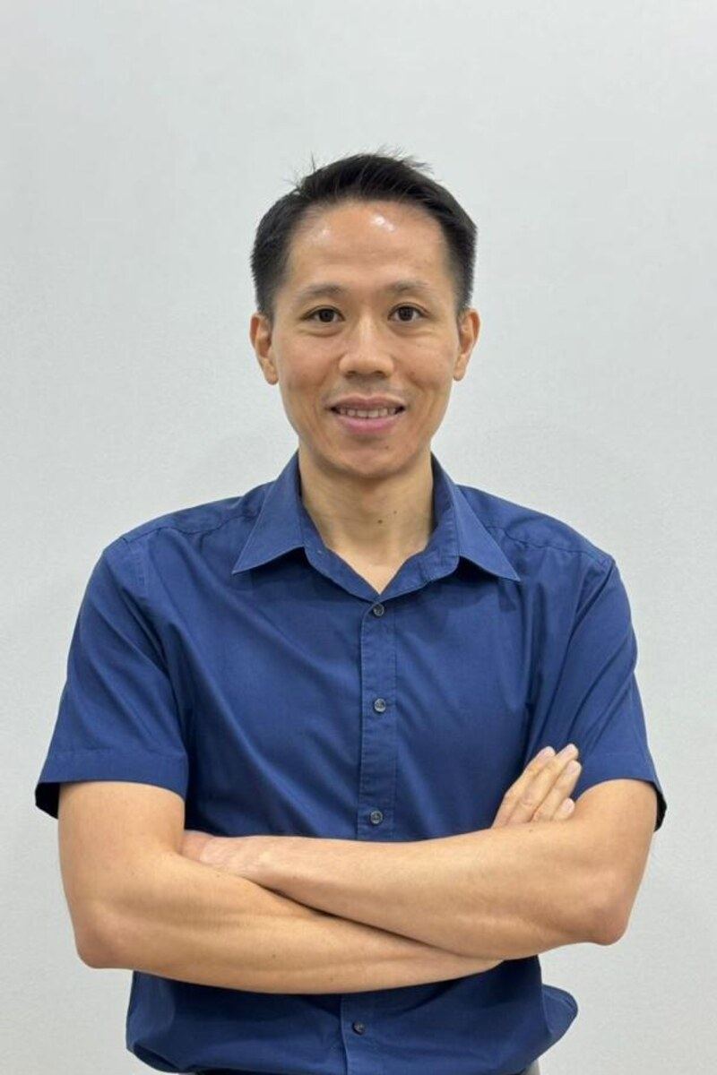 Portrait of Dr. William Chan Wooi Liong, General Practitioner at UNI Klinik Bandar Sunway